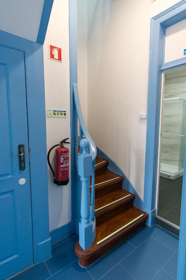 Change The World Hostels - Cascais - Estoril Exterior photo